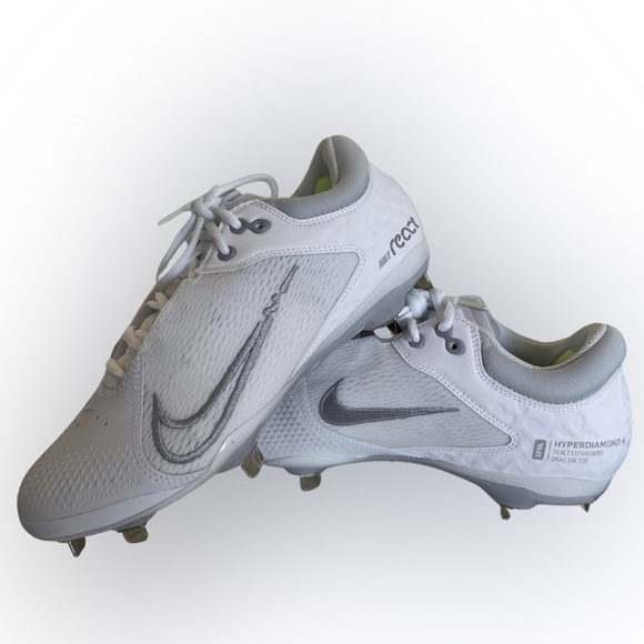 Nike Shoes - NIKE HYPER DIAMOND 4 PRO ELITE Metal Softball Cleats🥎REASONABLE OFFERS ONLY👁️